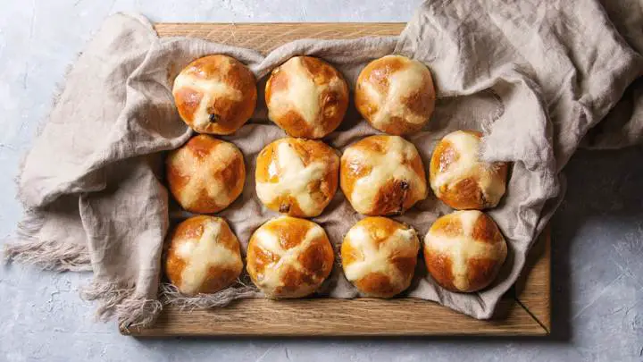 hot cross buns - millenora