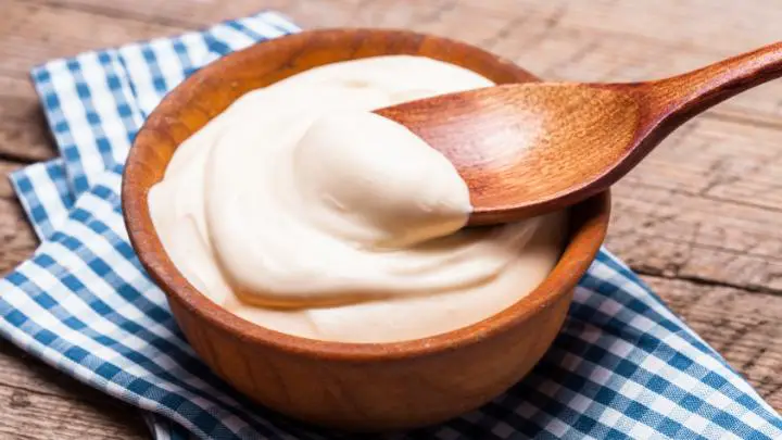 sour cream - millenora