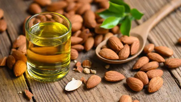 Almond oil - millenora