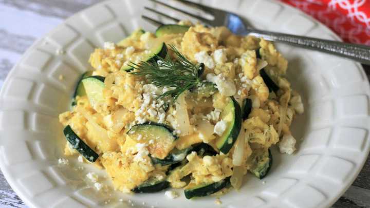 scrambled eggs and zucchini - millenora