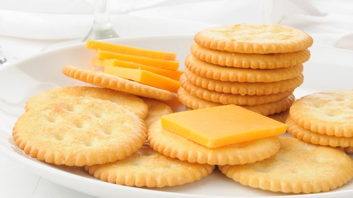 cheese and crackers - millenora