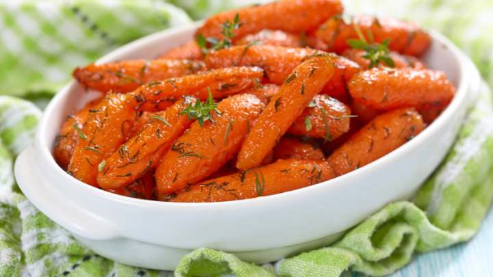 honey glazed carrots - millenora