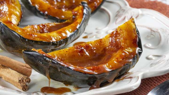 maple glazed acorn squash - millenora