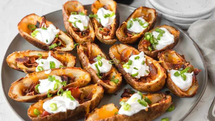 potato skin with cheese and bacon - millenora