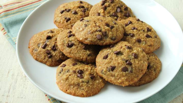 quinoa flake cookies - millenora